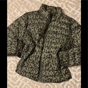 Leopard print light weight